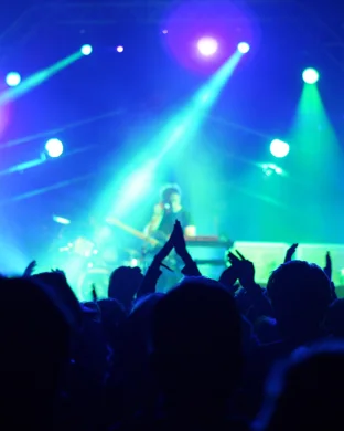 Live concert by Letdown.