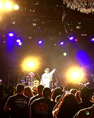 Ian Munsick Louisville